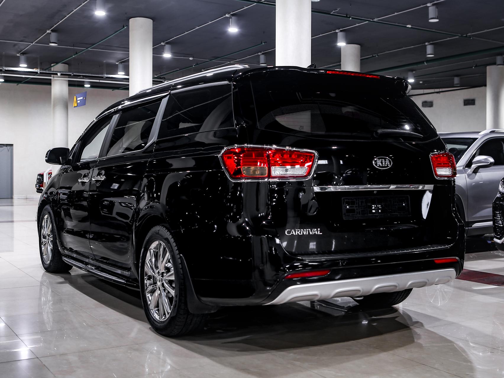 Купить Carnival с пробегом