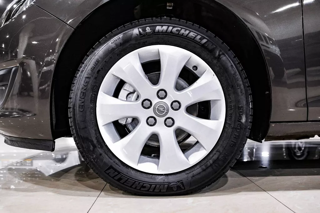 Купить Astra с пробегом