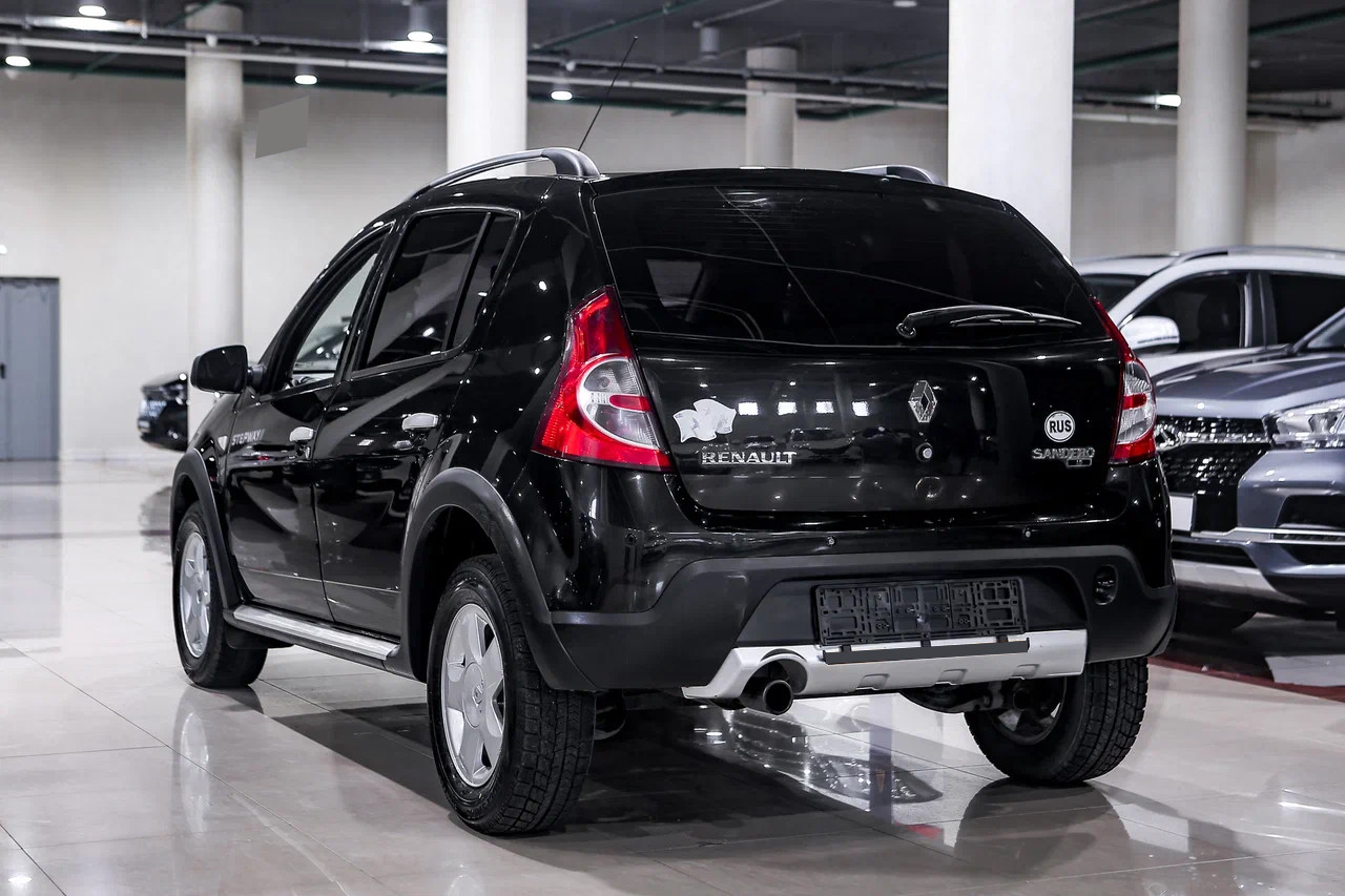 Купить Sandero с пробегом