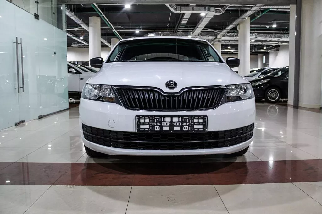 Купить Rapid с пробегом